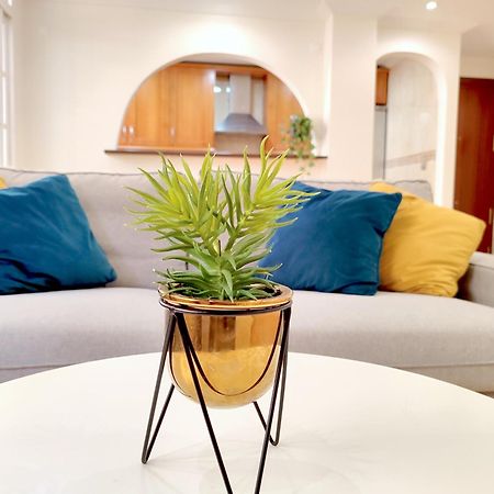 D4: Design & Relax In The City Málaga Eksteriør bilde