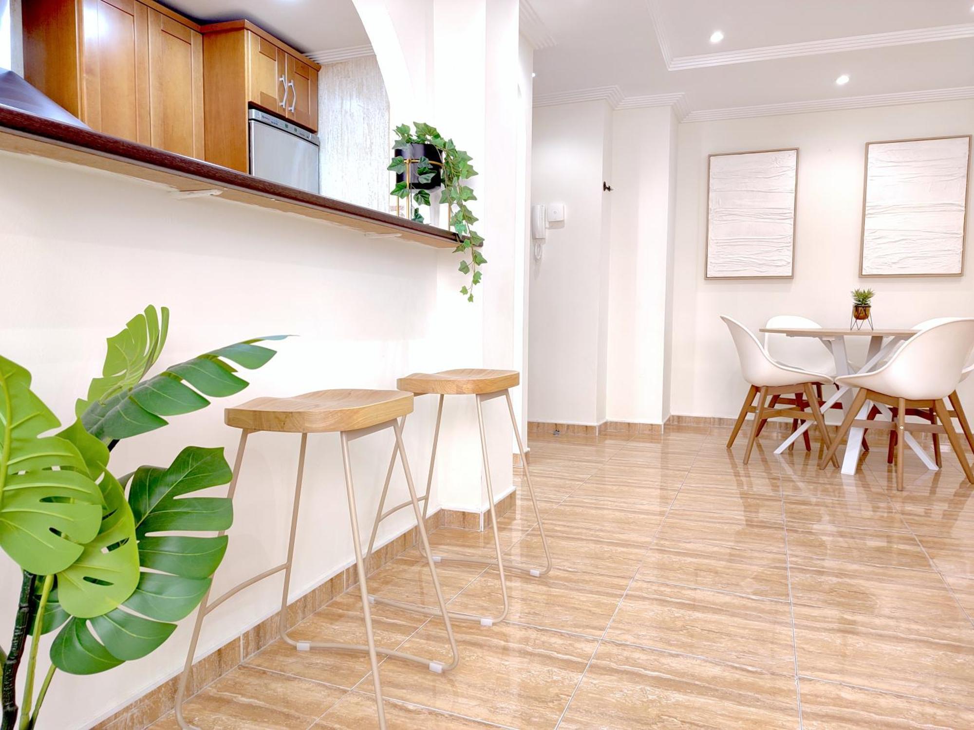 D4: Design & Relax In The City Málaga Eksteriør bilde